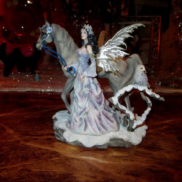 Nene Thomas Winter Wings - Picture 2 of 13